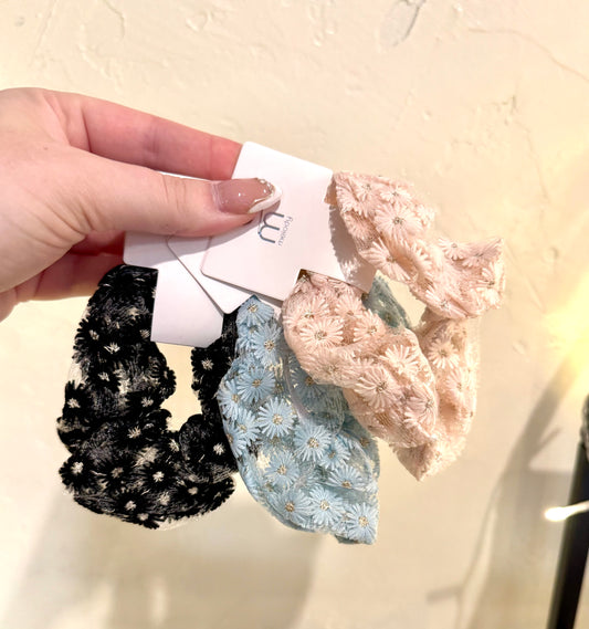 Flower Scrunchie