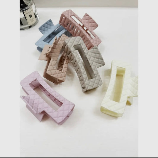 Embossed Matte Claw Clip